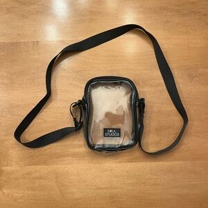 Clear cross-body bag for your phone, wallet, keys at the beach or at a venue